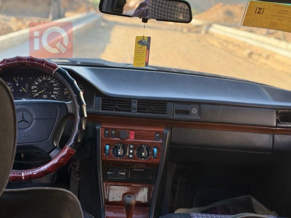 مرسيدس بنز E-Class